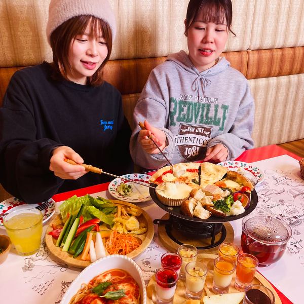 「イタリア気分で美味しく楽しく！」をコンセプトに、こだわりの食材と熟練の職人が手がけた料理で思い出の1ページになる愛ある食卓を提案します。女子会・誕生日会・ご家族利用等様々なシーンでご利用頂けます！本場の食材でイタリア気分の美味しさと楽しさを是非お楽しみください◎