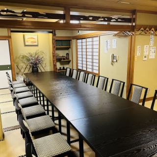 [We also accept private reservations◎] We also have table seats where you can take off your shoes and relax!We have table seats that can accommodate up to 40 people for banquets and memorial services.Please use it widely from small groups to groups.