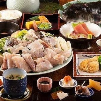 【스푼 한마리 요리 코스】신선한 스푼을 통째로 한마리 사용한 호화스러운 코스 전 7품 16500엔(부가세 포함)