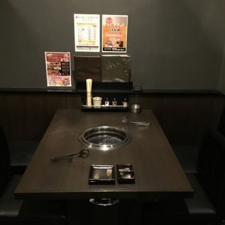 落ち着くテーブル個室席のご用意ございます！