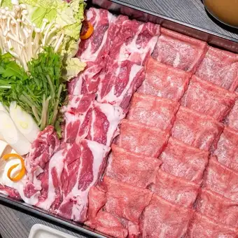 "Hana Beef Tongue Shabu-Shabu Course" - Includes rare sesame tofu, local sashimi platter, Awao chicken karaage, and more / All-you-can-drink included / 7,000 yen