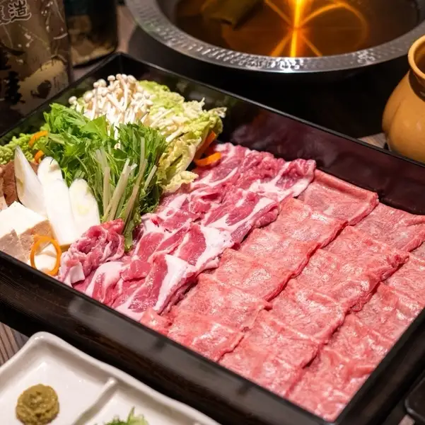 『花菜牛タンしゃぶしゃぶコース』幻の胡麻豆腐x地肴の刺盛x阿波尾鶏の唐揚げ他/飲放付/7,000円