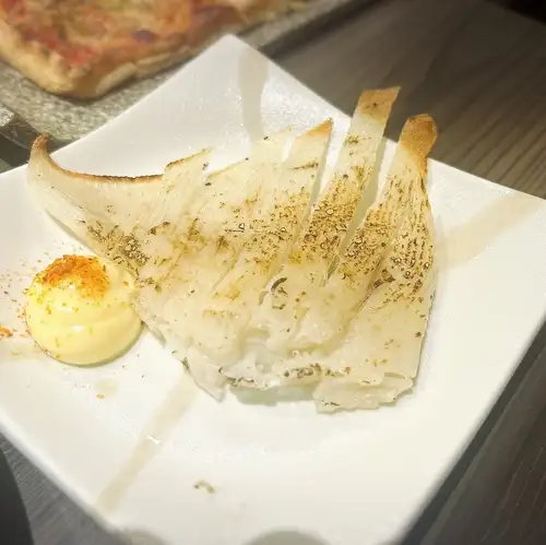 날아가는 병아리