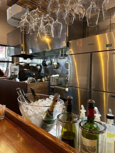 새로운 메뉴를 시작 중입니다!
이게 뭐야?
VERY 자랑의 밀라노풍 커틀릿이 아닙니다!!
시작을 먹는 것이 기대됩니다 ♪
여러분보다 먼저 받겠습니다!
완성될 때까지 기다려 주세요♪
『맛있는 식사와 술
어른이 즐길 수 있는 시간과 장소』
RESTAURANT AND BAR VERY
TEL:098-866-0901
주소 : 나하시 츠보야 1-7-5 민중 빌딩 1층
영업시간:월·물·목·일:15:00~23:00
금・토:15:00~24:00
(LO 영업 종료 1시간 전)
정기 휴일 : 매주 화요일
예약은 전화, DM, 프로필 웹 페이지에서!
내점 기다리고 있습니다😌
#나하디너
#나하와인
#나하이탈리안
#나하