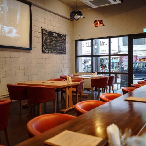 여기 들어 왔니?

국제 거리에서 조금 벗어났다.
차분한 이탈리안.
실은 리피터 많습니다.

온 적이 있는 사람은 「👍」
신경이 쓰인 사람은 「가고 싶다」로 가르쳐 주세요.

#나하 음식 #나하 디너 #국제거리