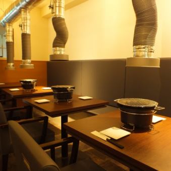 A well-located roadside store located a 2-minute walk from Sannomiya Station on each line.It is recommended for banquets, dates and girls' gatherings in a calm space♪