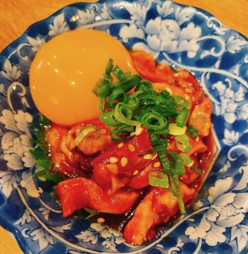 とろける牛タンユッケ