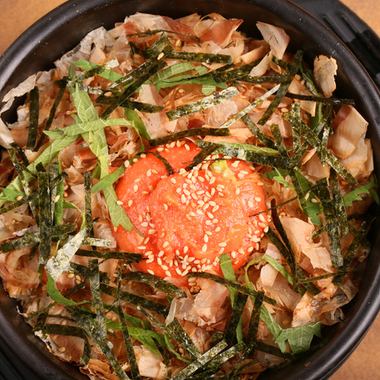 ご飯ものやおつまみの種類も豊富に取り揃えております。