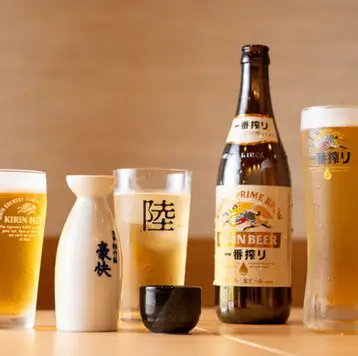 こだわりの料理とドリンク