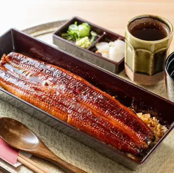 【丸ごと一尾の圧倒的インパクト】贅沢一本うな重（1尾）
