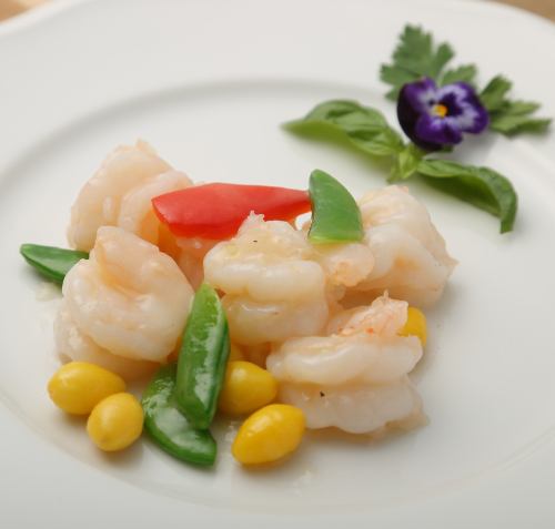 Stir-fried shrimp and seasonal vegetables