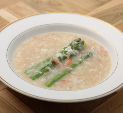 Asparagus with crabmeat sauce