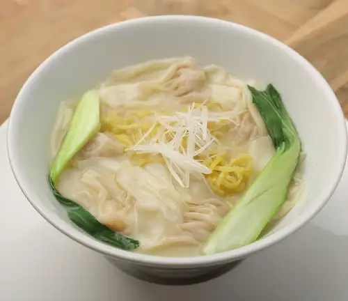 虾仁馄饨面