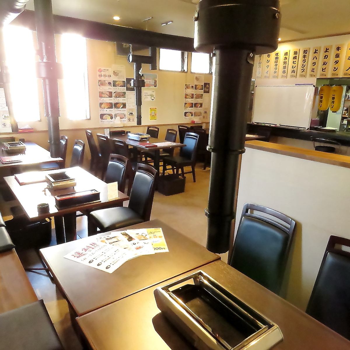 明るく清潔感のある店内です♪