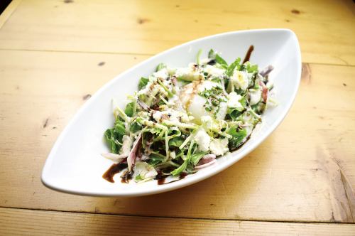 温泉卵のシーザーサラダ