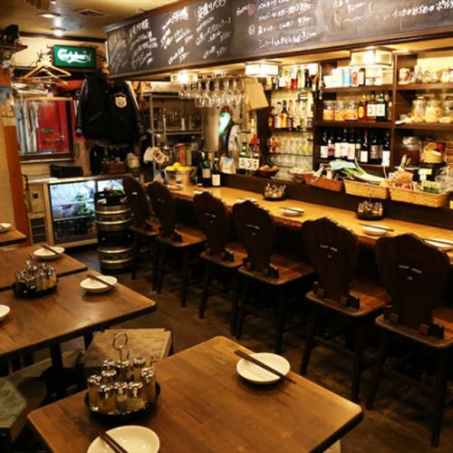 最大30名様までの貸切利用を承っております。各交通機関から便利な立地に店舗を構えるため、パーティーなど団体様のお集まりの場としてもぴったり。さまざまなニーズや用途にお応えいたします！