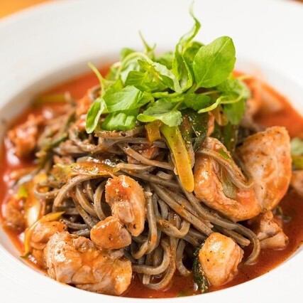 河内鴨と九条ネギのトマトソース