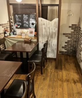 仕切りを利用して、半個室風の空間も作れます。