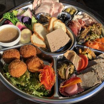 オードブル盛合せ(4~5人前)