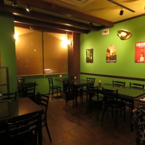 隠れ屋さんのような雰囲気の店内は、女子会やデート・ご家族でのご利用にもオススメです！15名様～最大20名まで貸切可能なお席もご用意しておりますので、お気軽にご相談くださいませ♪当店は、お一人様や少人数様でのご来店も大歓迎！お気軽にお越しください。