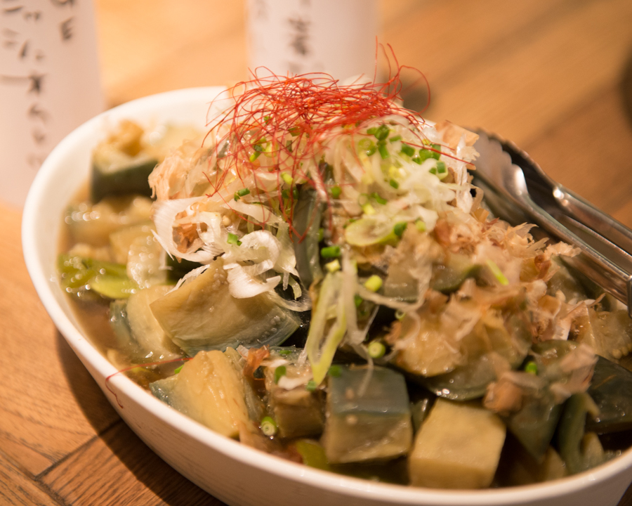 We will serve you a dish featuring the season of Niigata.