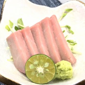 Bluefin tuna medium fatty sashimi