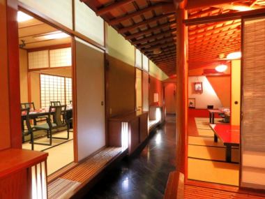 [3F] All rooms with tatami seats, tables and private rooms, 2 private rooms and 4 private rooms are available according to the number of people.