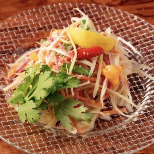 ソムタム～自家製発酵トマト塩麹卵黄使用～