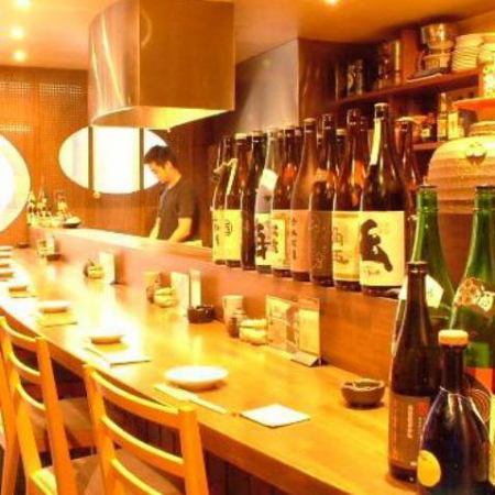 [Counter seats] Equipped with a total of 32 seats, including tatami mat seats, sunken kotatsu seats, and counter seats! Banquets can accommodate up to 20 people! We will guide you according to the number of guests!・Please feel free to contact us about your budget, etc. *Photo is an image.