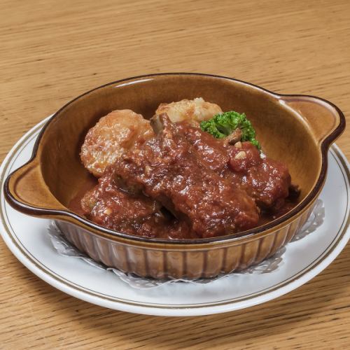 ラムスペアリブのトマトガーリック煮込み