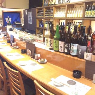 One person is welcome! There are 10 counter seats where you can sit comfortably.We also have a TV, so you can enjoy drinking alcohol such as watching sports! Please use it when you come near Nagasaki Station.