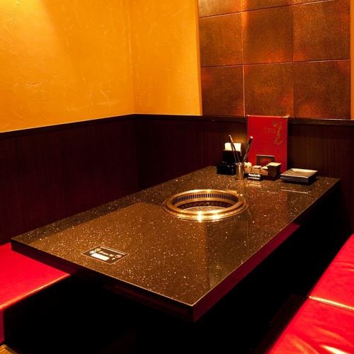カップルにもオススメの個室席◎