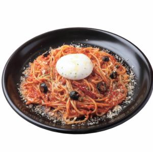 丸ごとモッツァレラのプッタネスカ