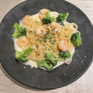エビとブロッコリーのクリーム