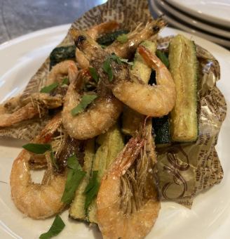 芝エビとズッキーニのフリット