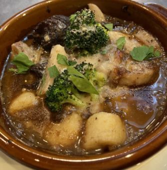 スペッツァティーノ 牛肉の赤ワイン煮込み