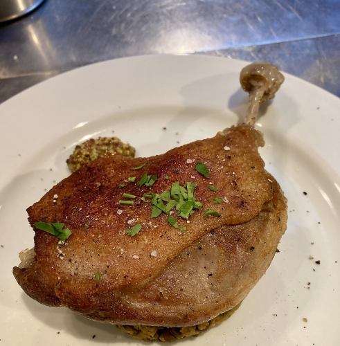 鴨のコンフィ レンズ豆のソテー