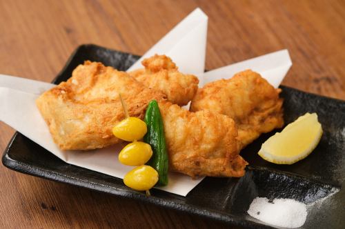 Deep-fried pufferfish 2,200 yen (tax included) ◆After receiving your order, marinated in sauce and carefully fried to serve◆