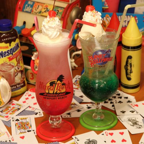 Colorful drinks and cocktails that will give you an American feel