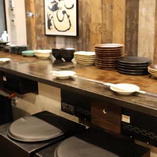 デートやサシ飲みなど、少人数に◎