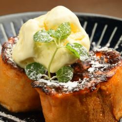 赤彩卵のフレンチトースト