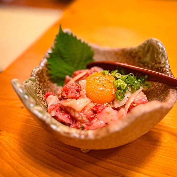 盛り付けも美しい料理と落ち着いた空間でデートにもおすすめ