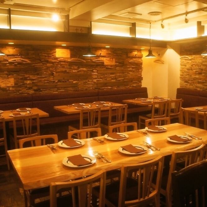 Private reservations available for 20 or more people!Private reservations for 40 to 50 people seated★