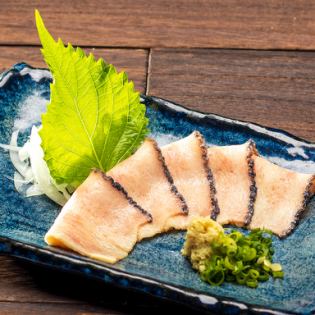 Saezuri (tongue sashimi)