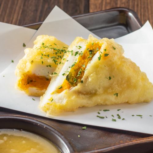 かぼちゃとチーズはんぺんはさみ天ぷら
