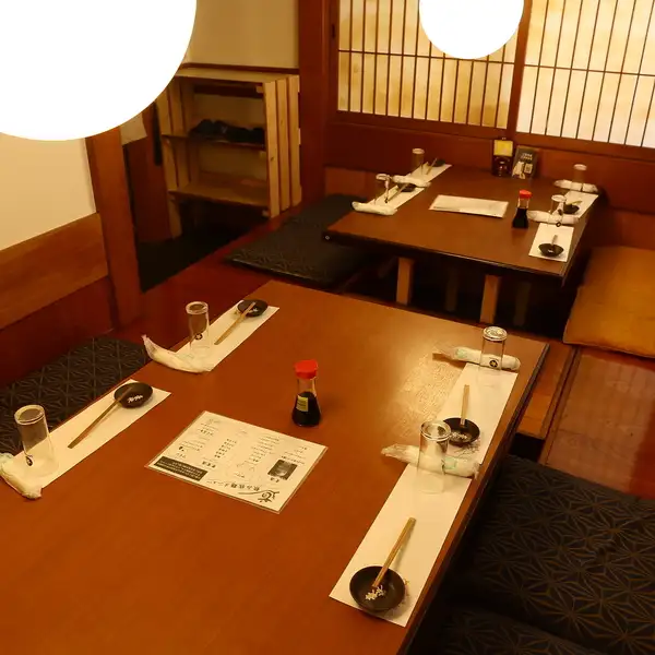 【全95席！大小様々な個室をご用意！少人数から大規模宴会まで幅広く対応可能◎】人数やご予算に合わせたプランをご用意しております。お料理は取り分け不要の銘々盛りでご提供するため、安心してお食事をお楽しみいただけます。接待・歓送迎会・会社宴会・ご家族でのお集まりなど、様々なシーンにぜひご利用ください♪