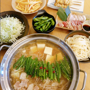 忘新年会におススメ！【飲み放題付き】もつ鍋と選べる〆付き！お料理8品を楽しむ宴会コース