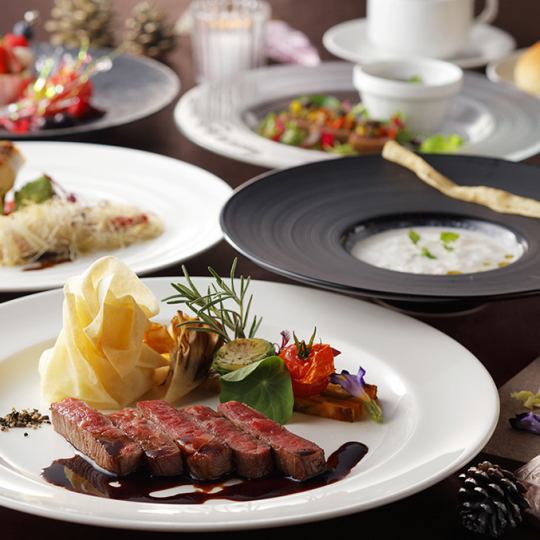 Italian and Japanese fusion course [Appetizers, seasonal sashimi, fish dishes, Aso Red Beef, Amakusa sushi]