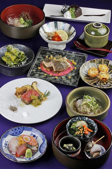 八の月替わり豪華会席 ［全11品］110分飲放込7500円