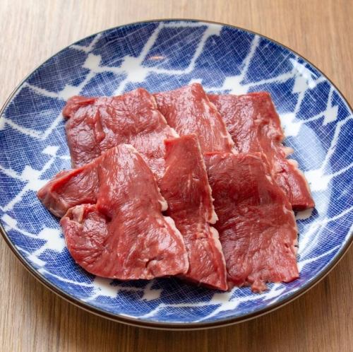 Beef heart with various sauces and salts